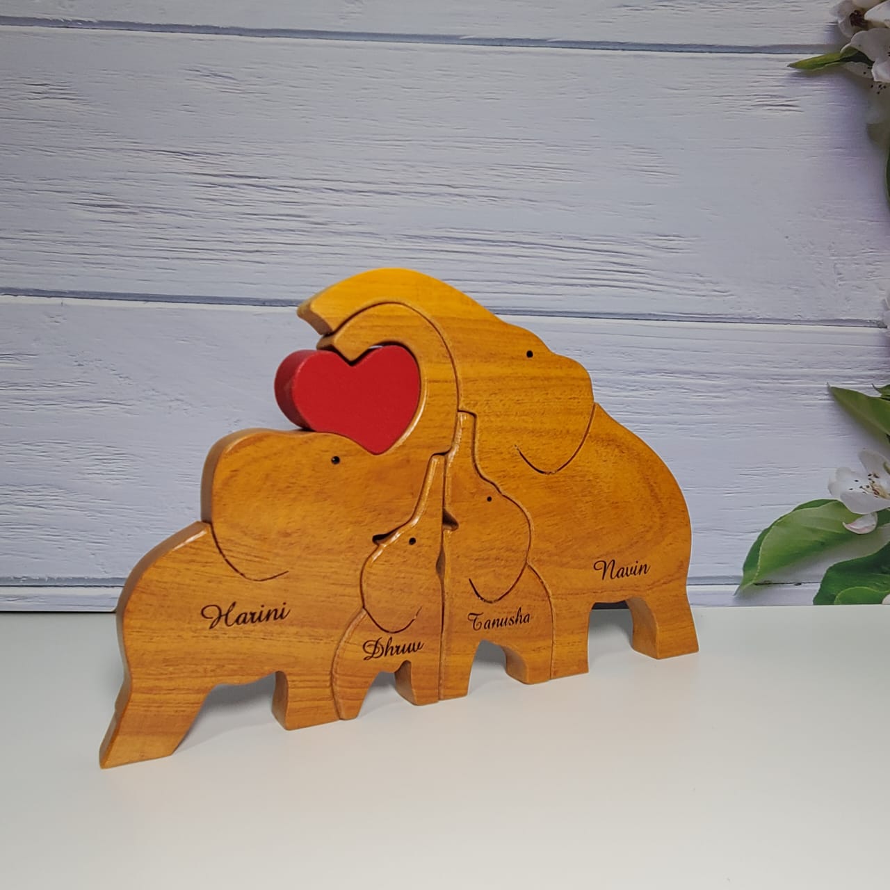 Wooden Elephant family Keepsake | Family of 4 | Polished surface with shiny finish | Fungus Proof