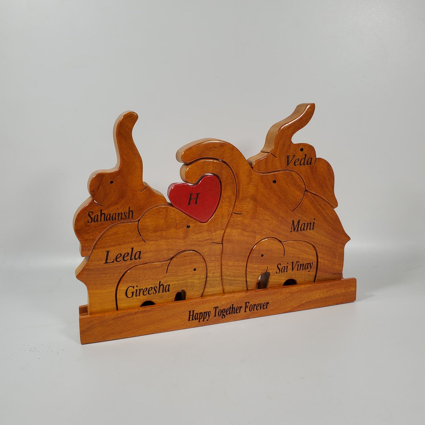 Wooden Elephant Family Keepsake | Family of 6 | Polished surface with shiny finish | Fungus Proof