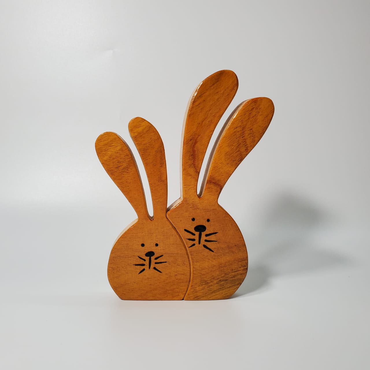 Wooden Couple Keepsake | Polished surface with shiny finish | Fungus Proof