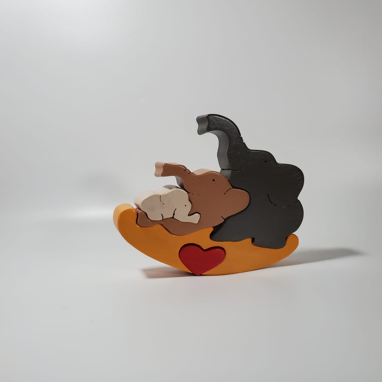 Wooden Elephant Family Multicolored | Polished surface with shiny finish | Fungus Proof