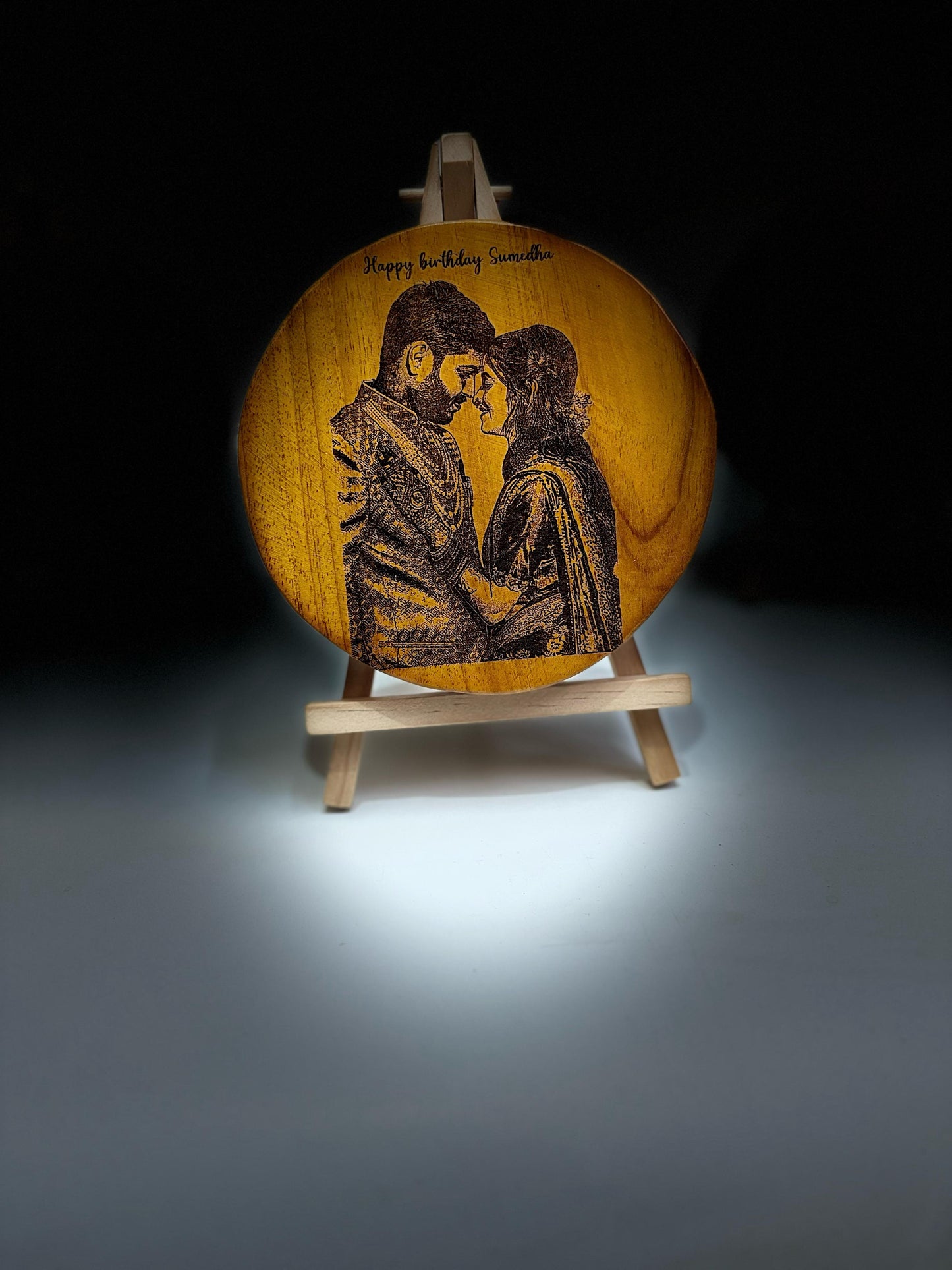Personalized photo engraved Golden wood coin