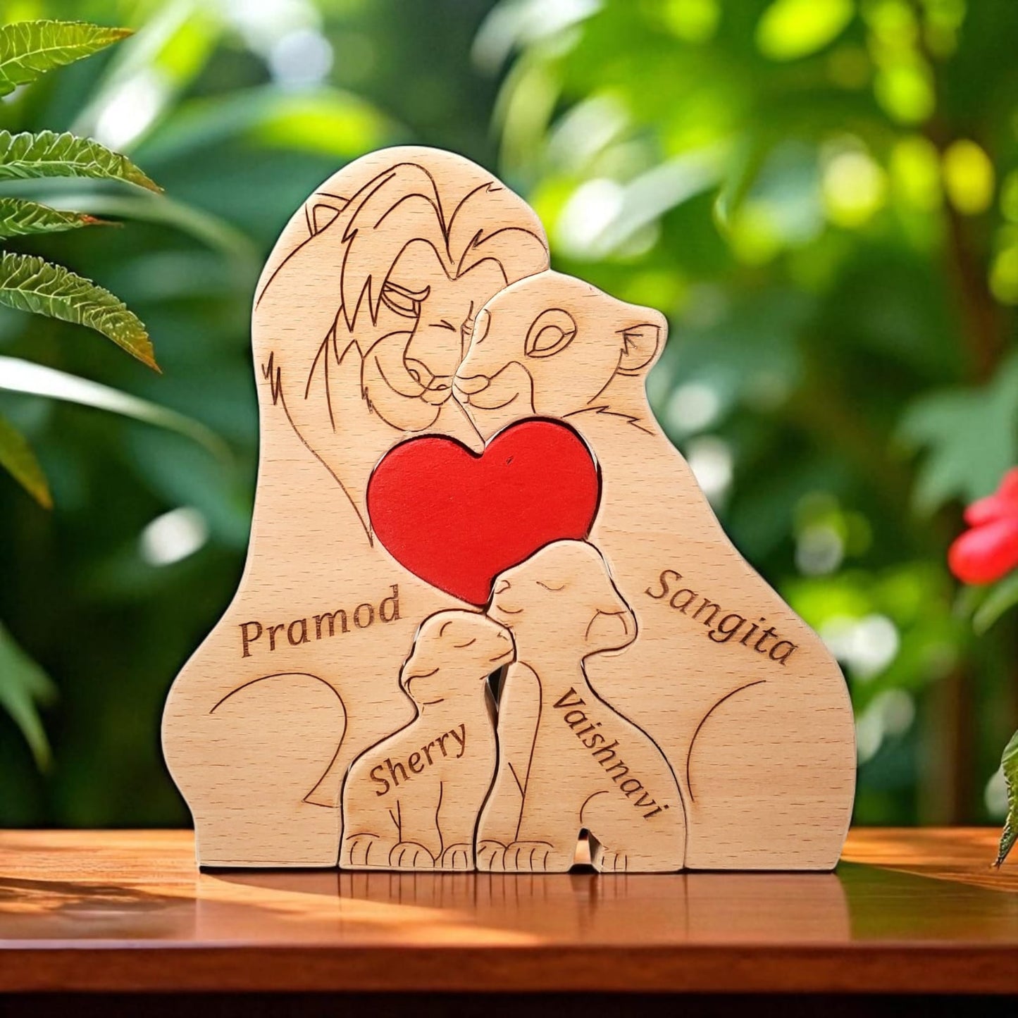 Wooden Lion Family - Beech Wood | Polished surface with shiny finish | Fungus Proof